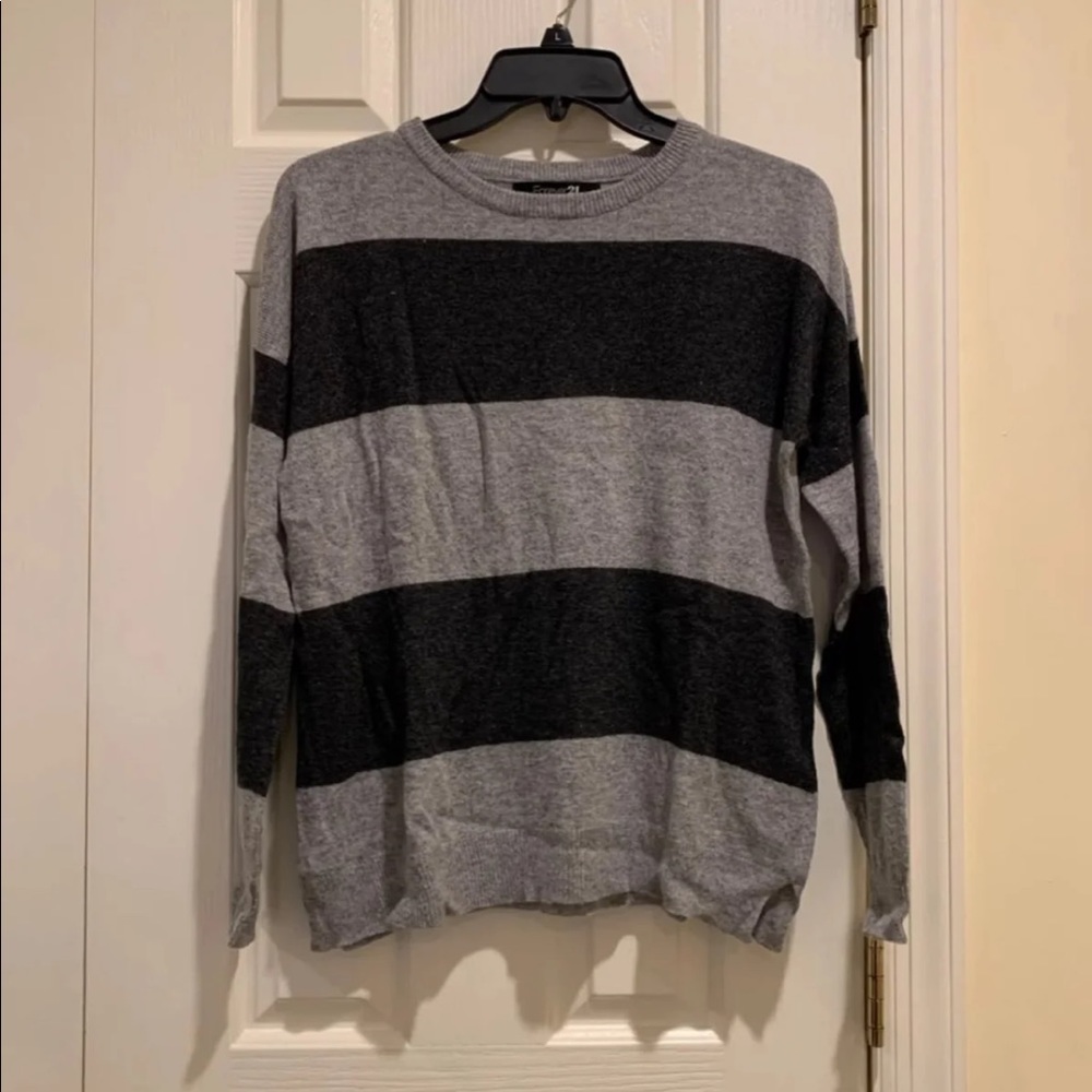 NWOT forever21 grey stripped sweater